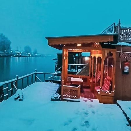 Hb Nancy Group Of Houseboats Ξενοδοχείο Σριναγκάρ Εξωτερικό φωτογραφία